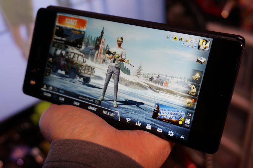 AXON MでPUBG Mobile（モバイル）を１画面で普通にプレイしたところ