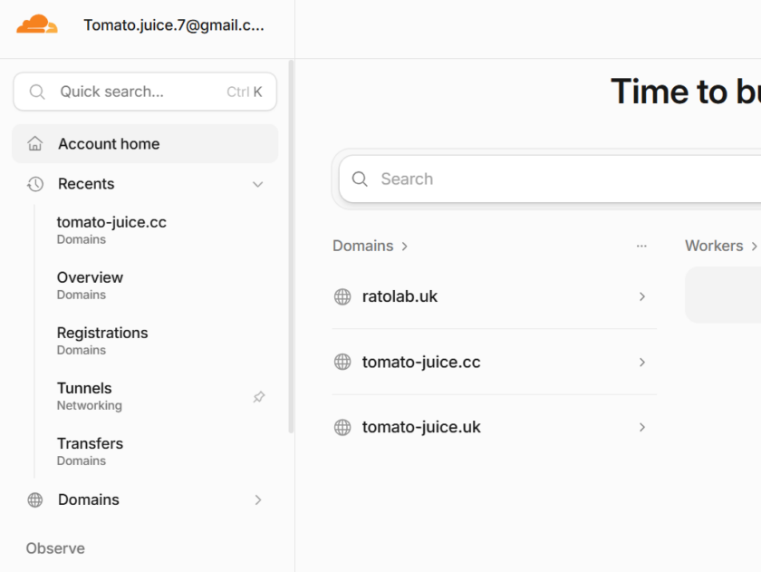 取得したドメイン一覧。取得したドメインは3つ。tomato-juice.ccがブログ、ukが中国旅行記、ratolab.ukはアプリ用なのです。